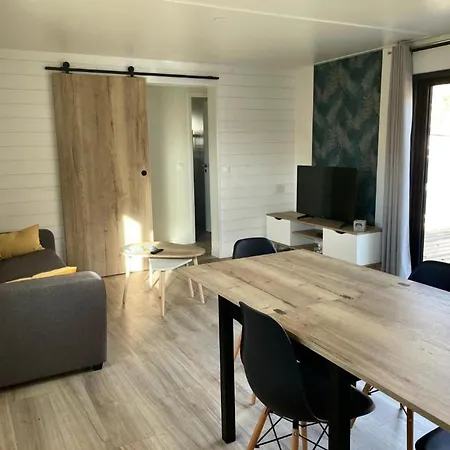 Spacious With Heated Pool And Jacuzzi Les Mathes